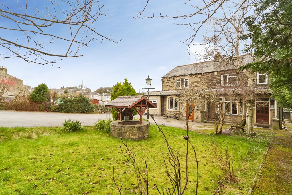 Property photo 3 of 21