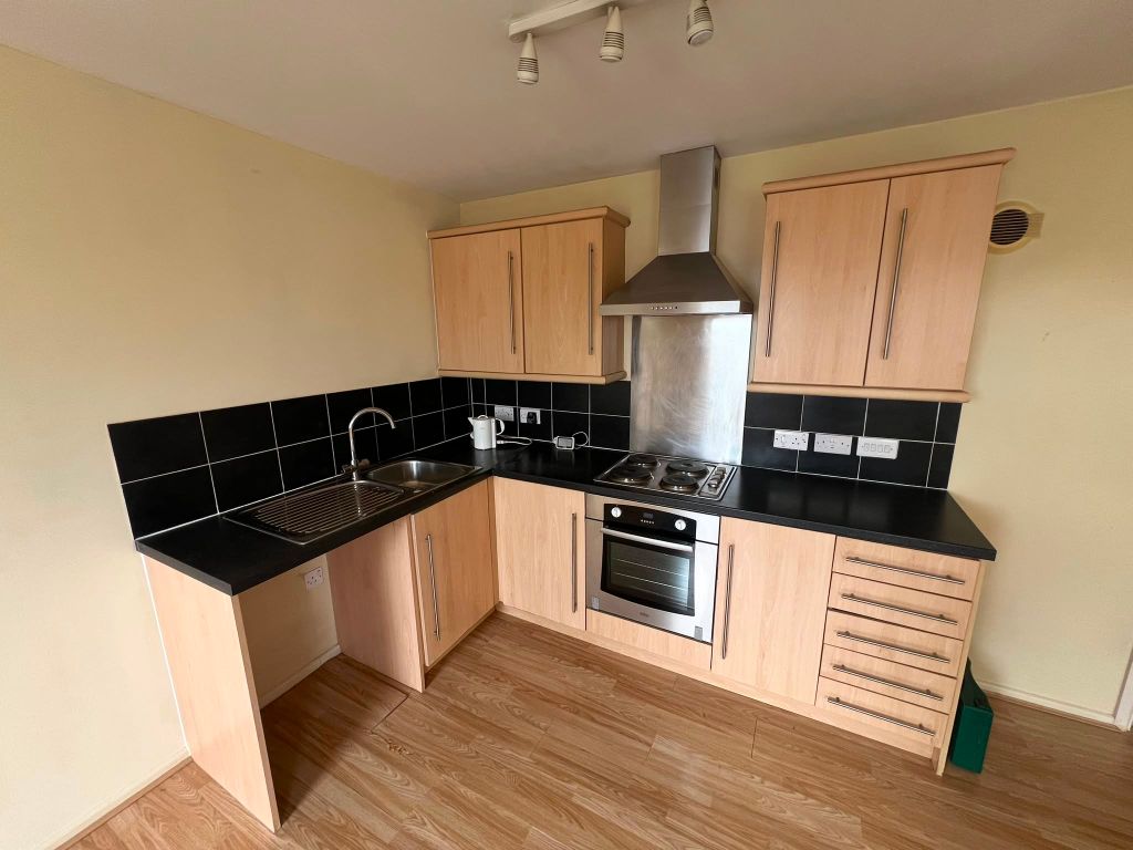 Property photo 3 of 9