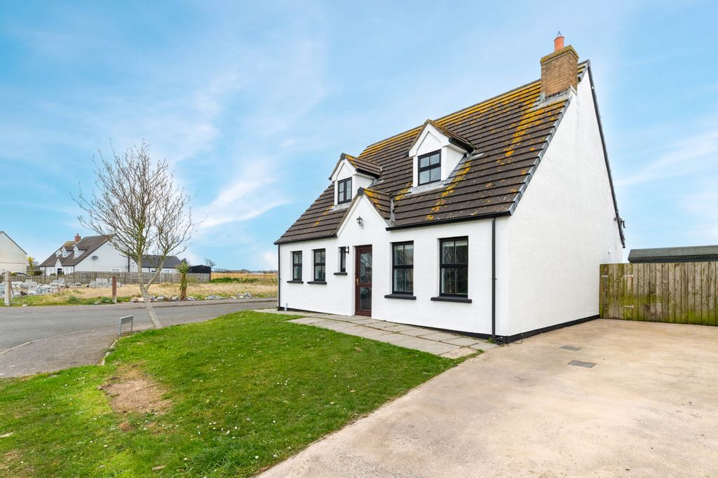 Property photo 1 of 26 008