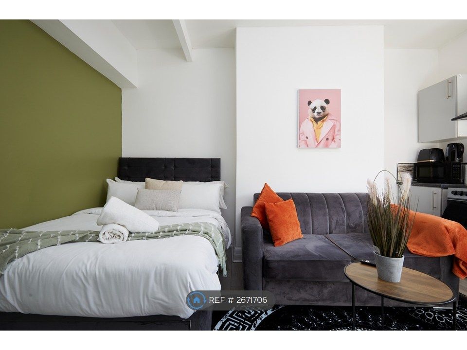 Property photo 3 of 27