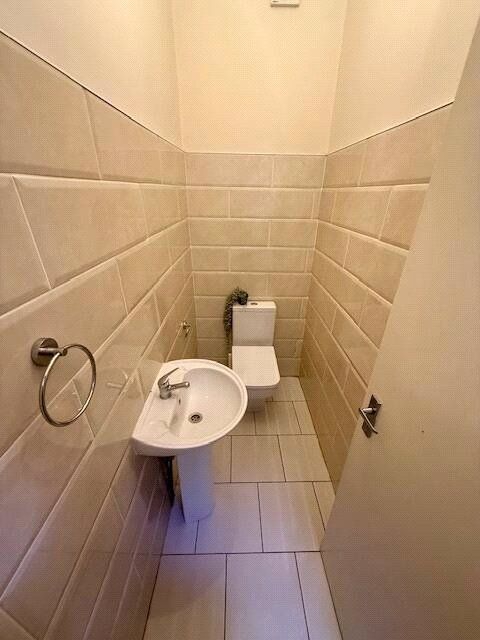 Property photo 1 of 8 Picture No. 01