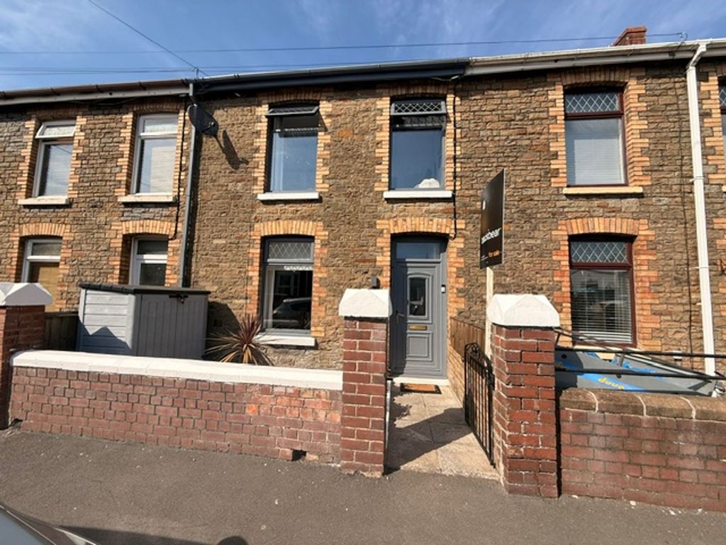 Property photo 1 of 27