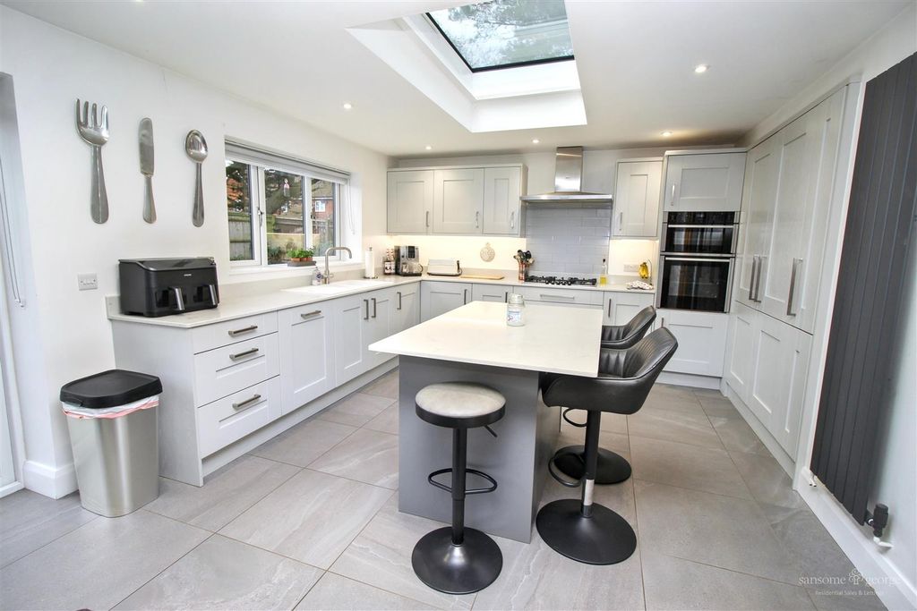 Property photo 2 of 37 Kitchen