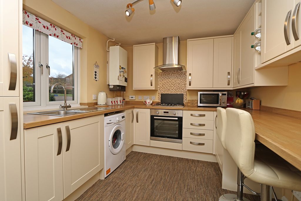 Property photo 2 of 13 Kitchen/Breakfast Ro