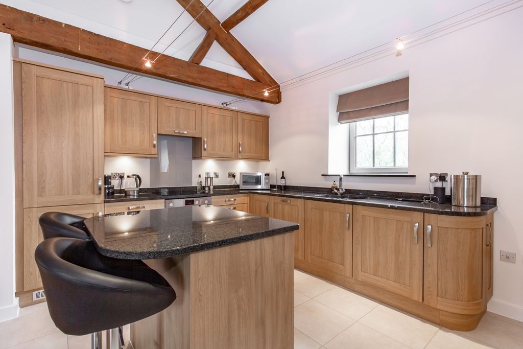Property photo 2 of 9 91089