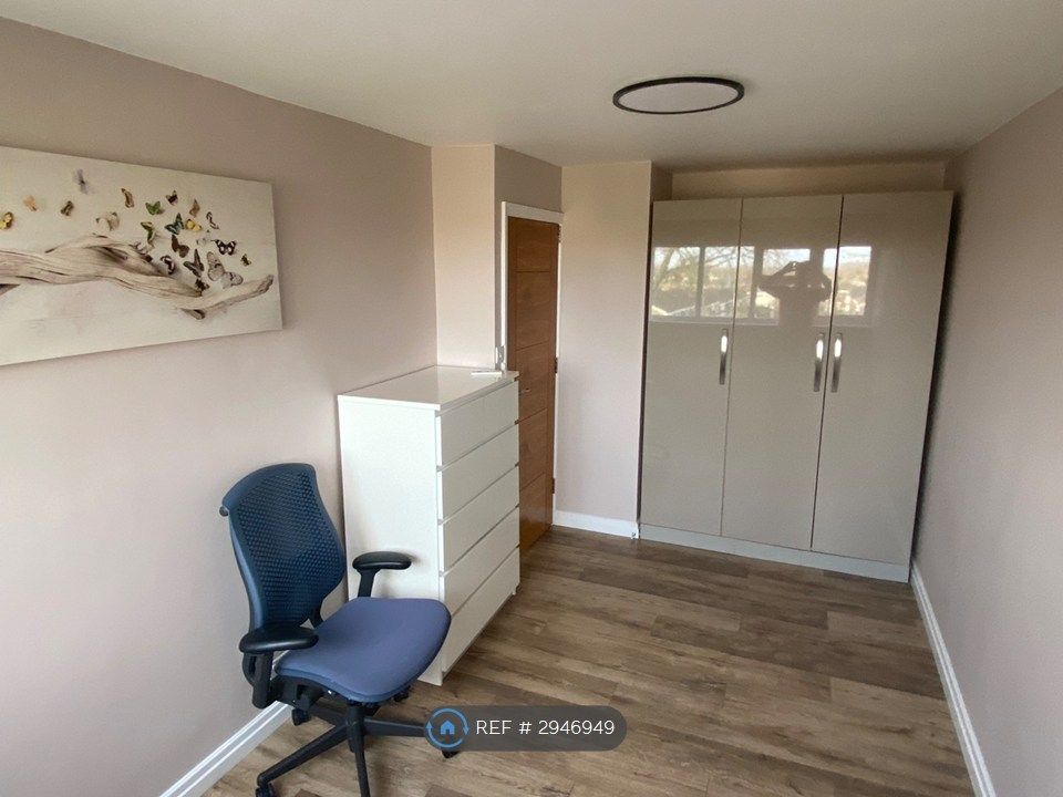 Property photo 2 of 6 Room 1