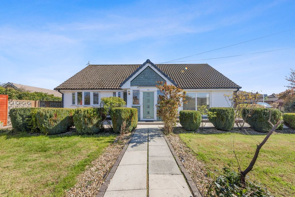 Property photo 1 of 27
