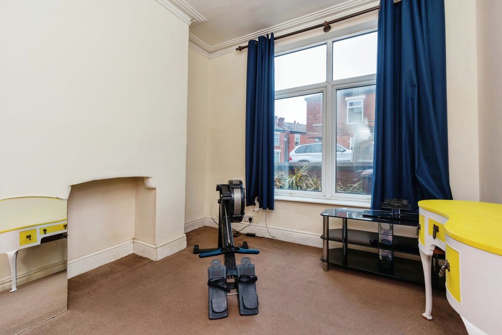 Property photo 2 of 17 Photography