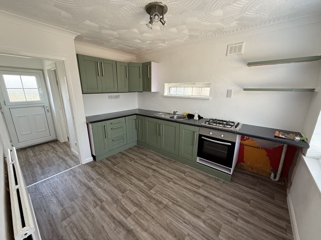 Property photo 3 of 11 Img_1253