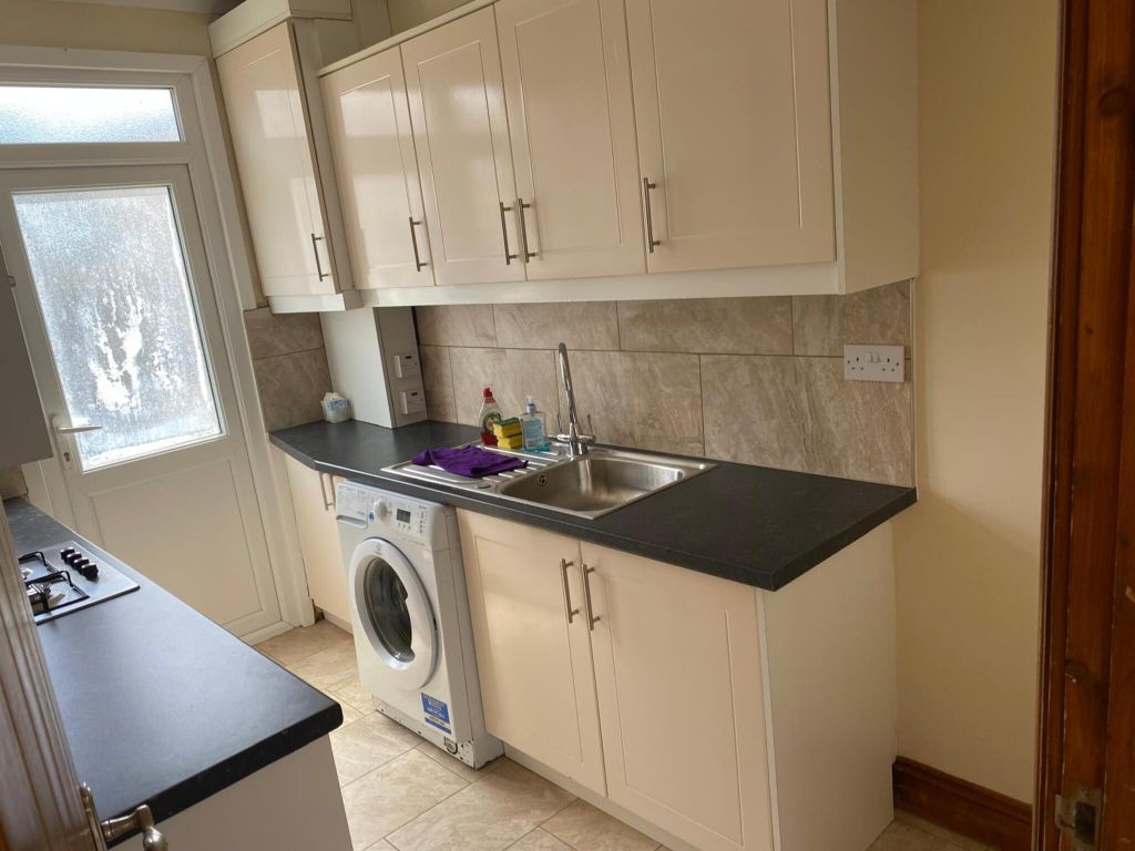 Property photo 3 of 8