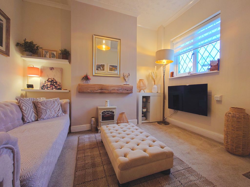 Property photo 2 of 23