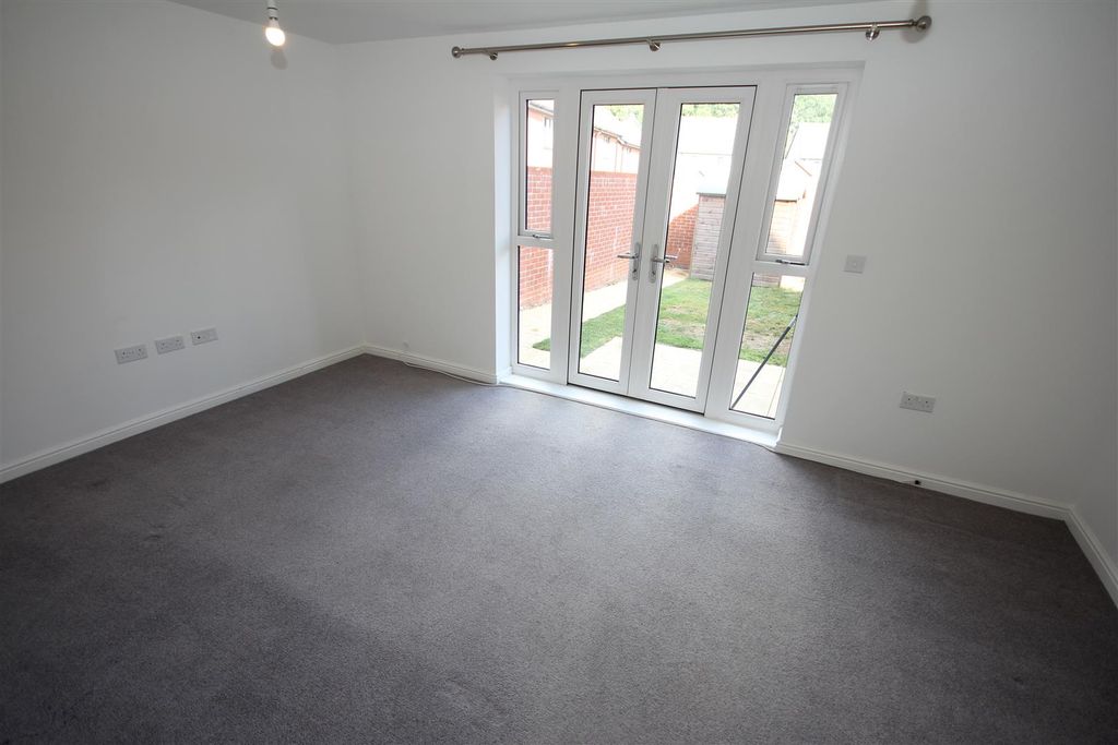 Property photo 2 of 13 Img_1974.Jpg