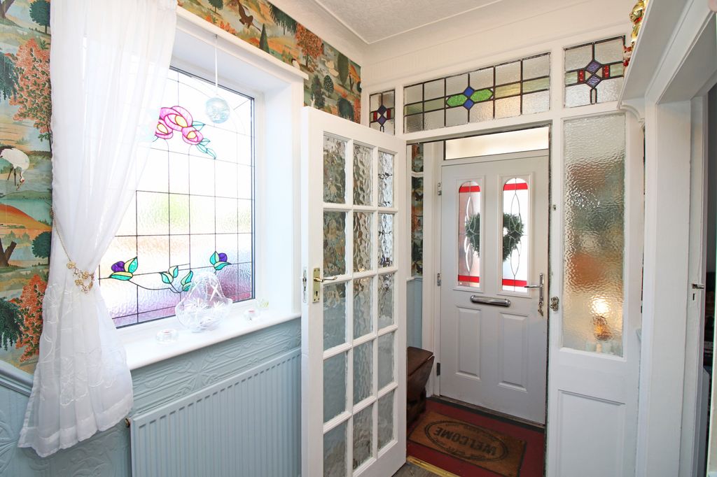 Property photo 2 of 22