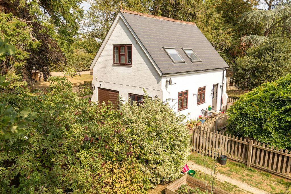 Property photo 3 of 57