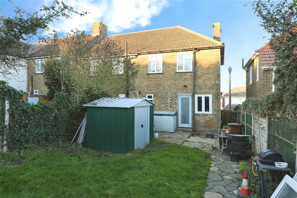 Property photo 2 of 15 Picture No. 18