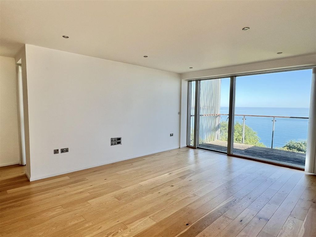 Additional image 4 of 2 bed flat for saleSea Road, Carlyon Bay, Carlyon Bay PL25