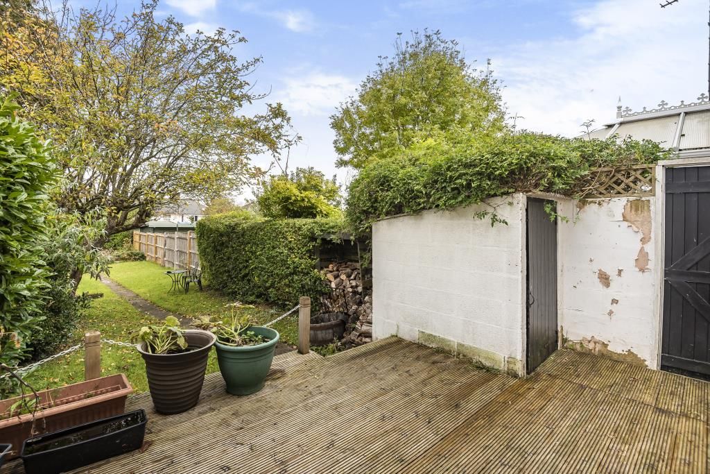 Property photo 2 of 11 Garden View