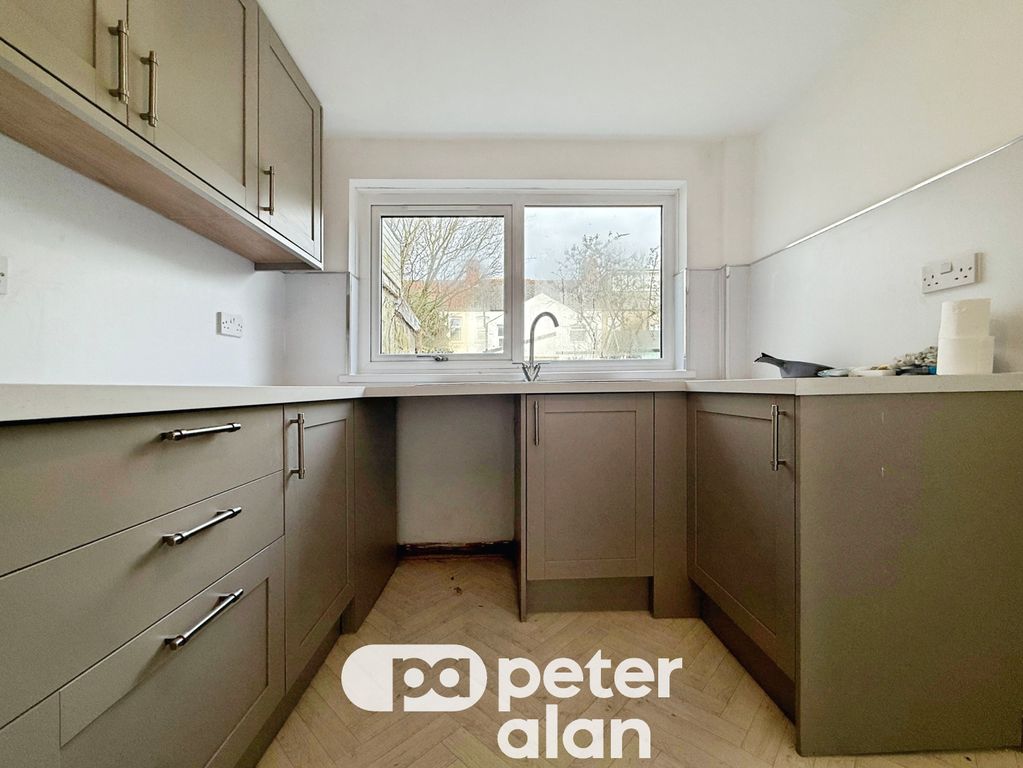 Property photo 2 of 14 Front