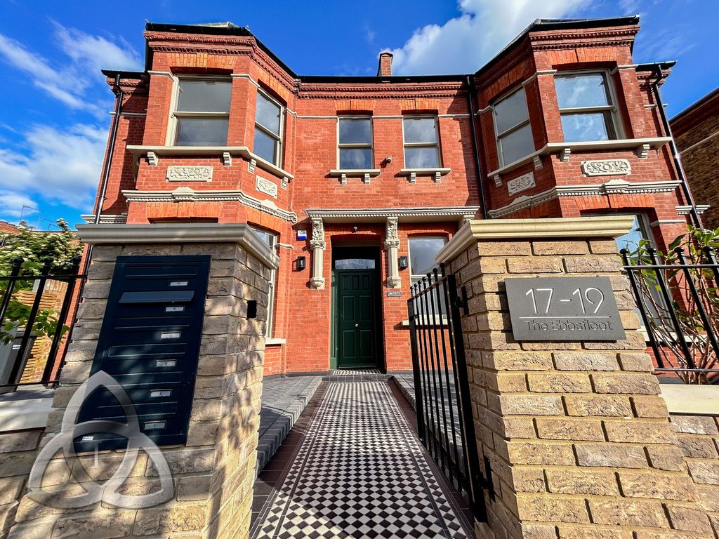 Property photo 3 of 14