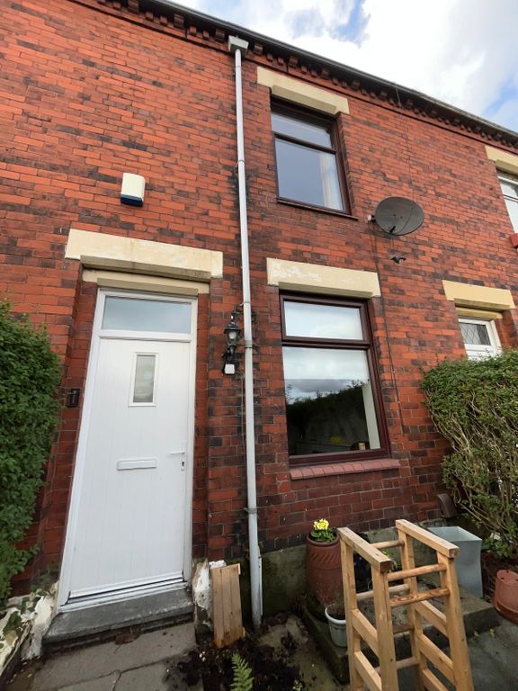 Property photo 2 of 19