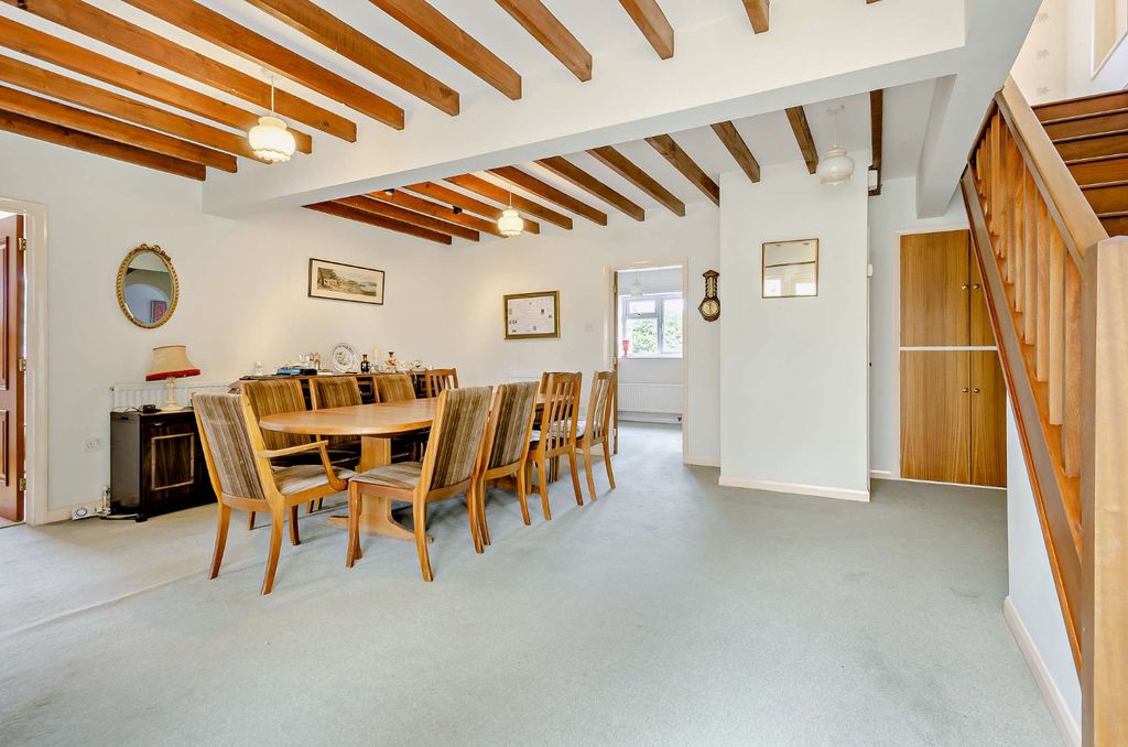 Property photo 2 of 24 Picture No. 06