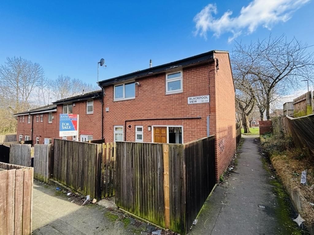 Property photo 1 of 2