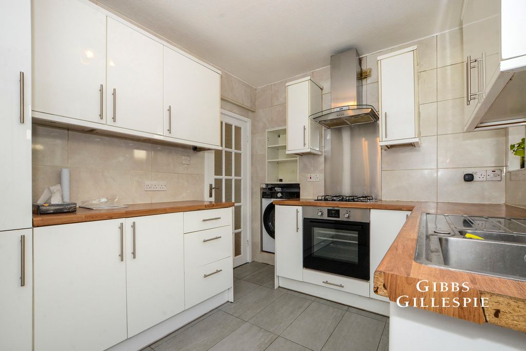 Property photo 2 of 18 Pbox-Img.Jpg