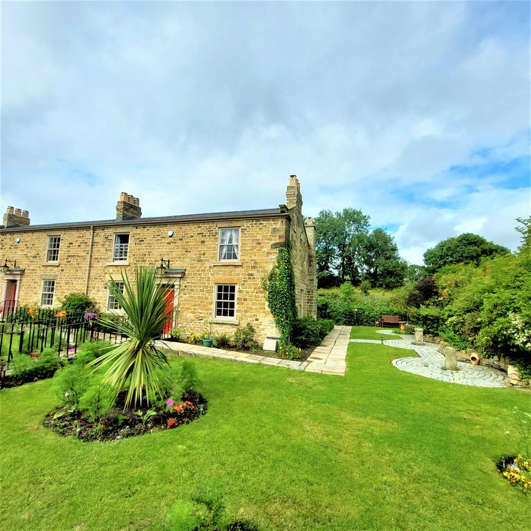 Property photo 2 of 6