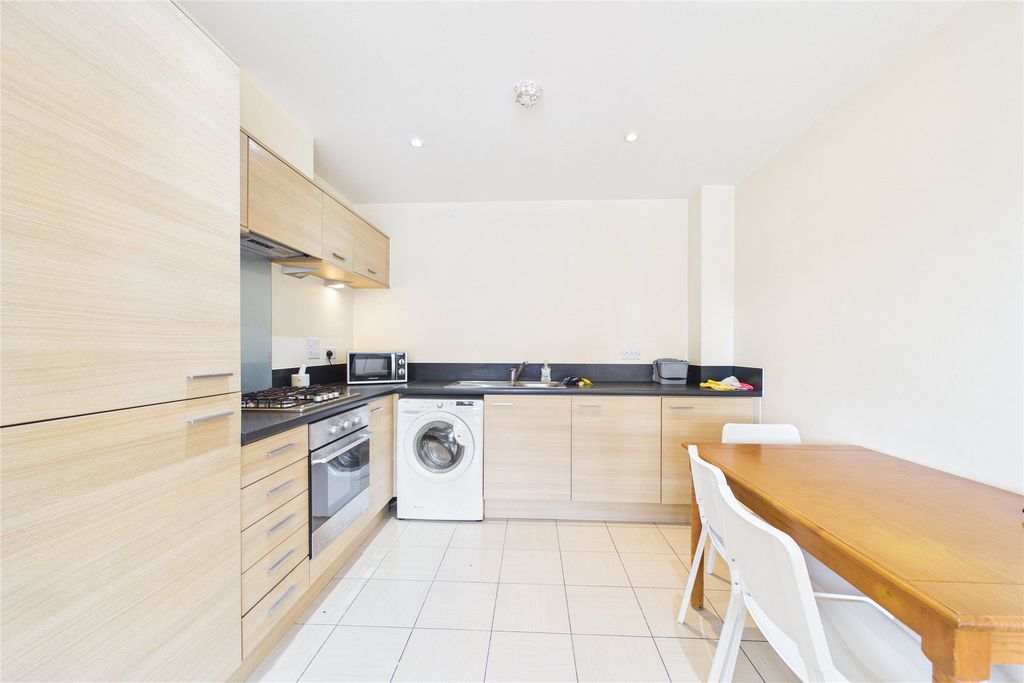 Property photo 2 of 8 Picture No. 02