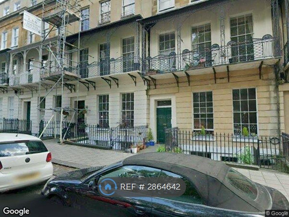 Property photo 2 of 18