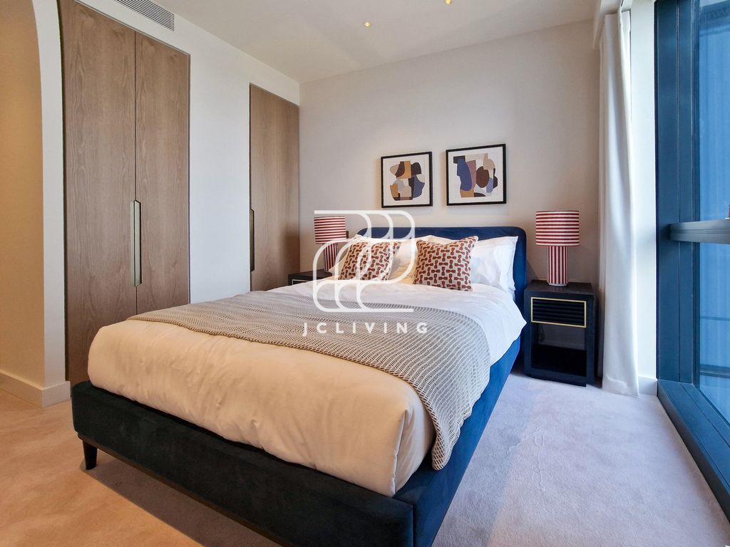 Property photo 2 of 34 Gallery