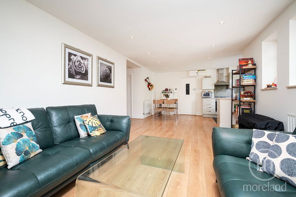 Property photo 1 of 9 4225782
