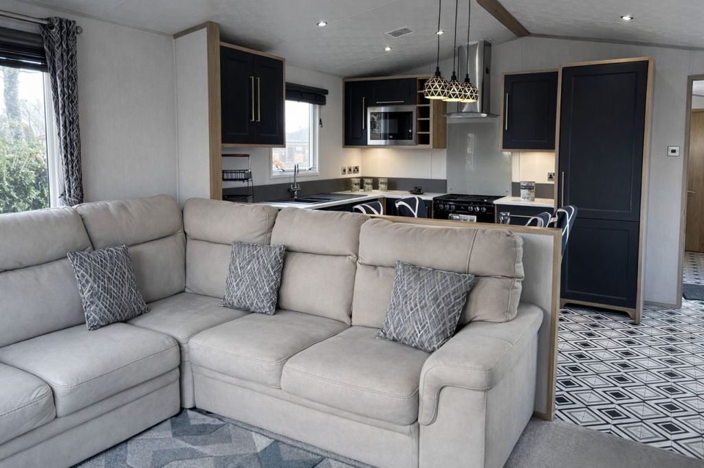 Property photo 1 of 9 Cq7A069638Afb5d522.Jpg