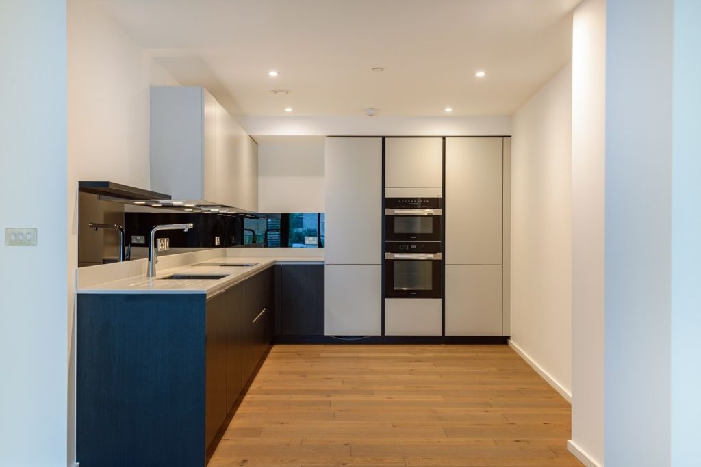 Property photo 3 of 29 Nightingaleap18_A...