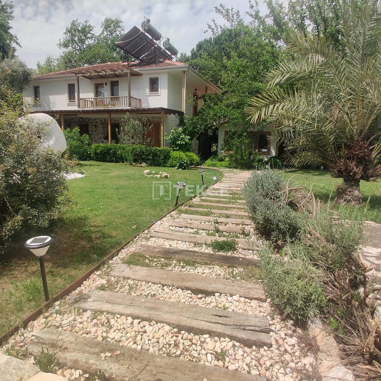 Property photo 3 of 34