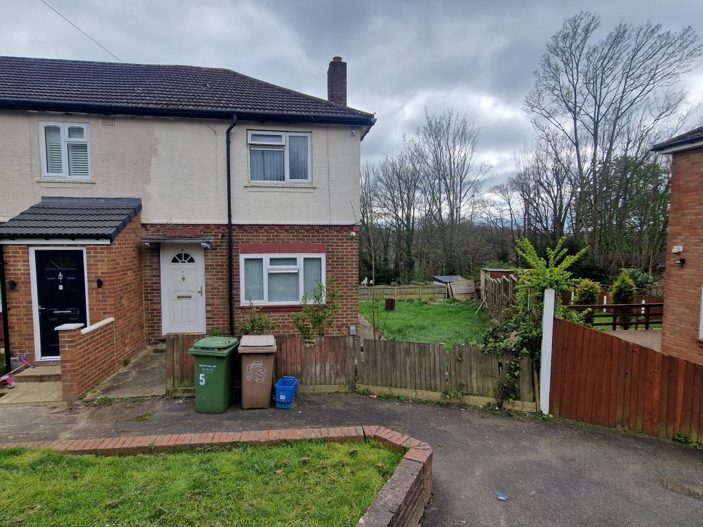 Property photo 1 of 8