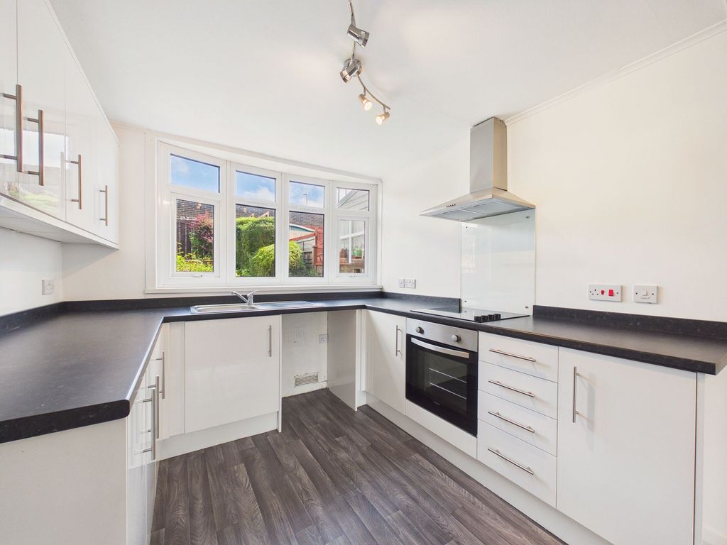 Property photo 1 of 15 Kitchen