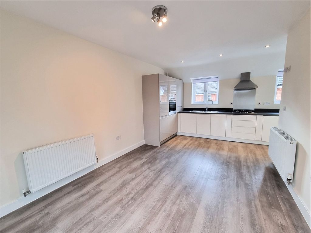 Property photo 3 of 9 Picture No. 05