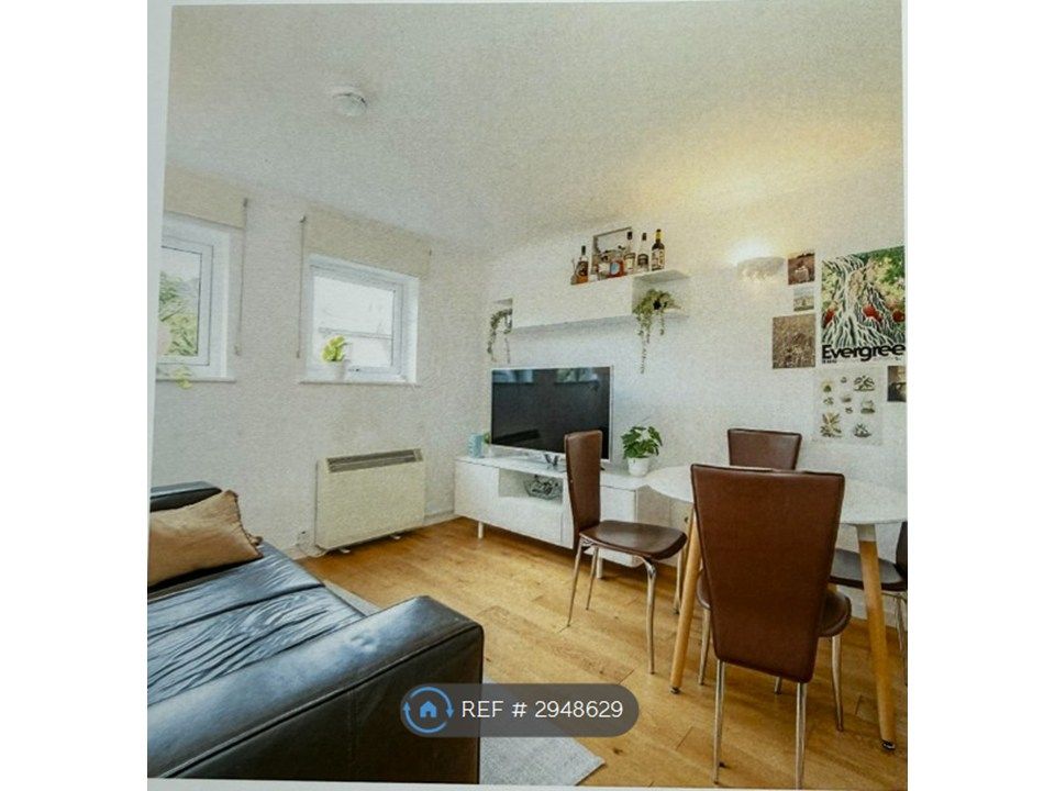 Property photo 3 of 3