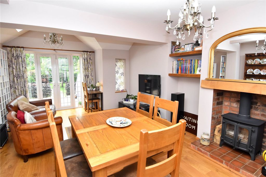 Property photo 3 of 16 Picture No. 04