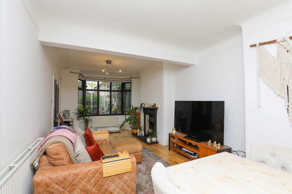 Property photo 2 of 16 Lounge And Dining