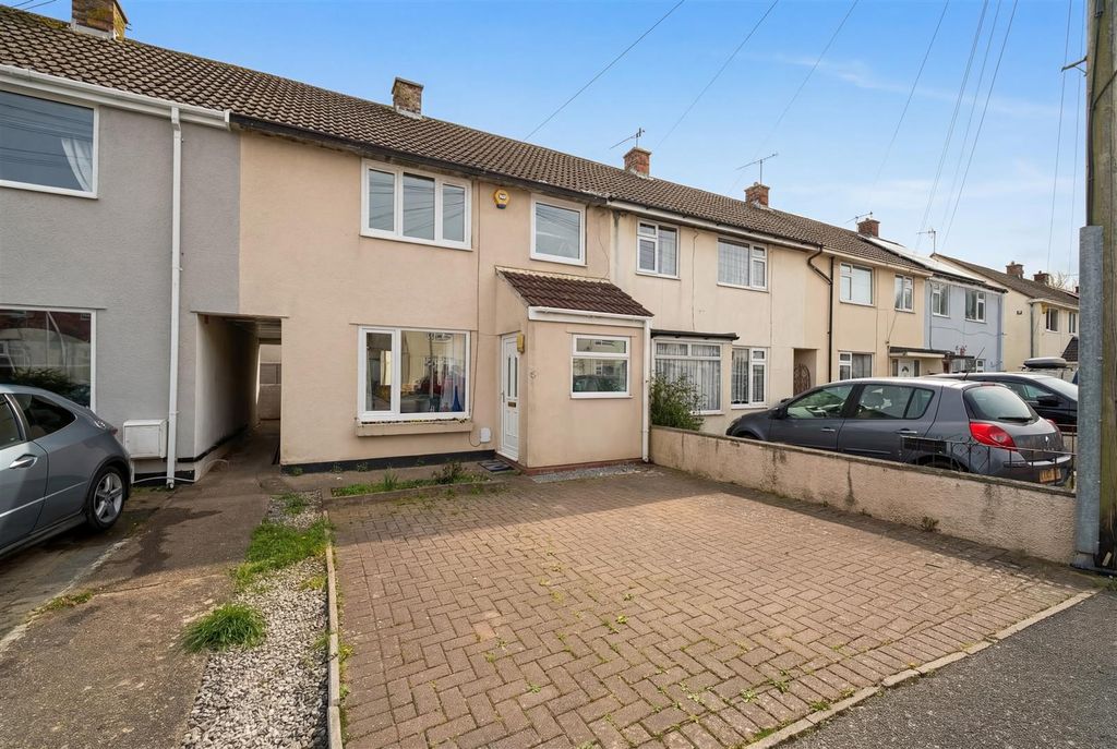 Property photo 1 of 21 Front