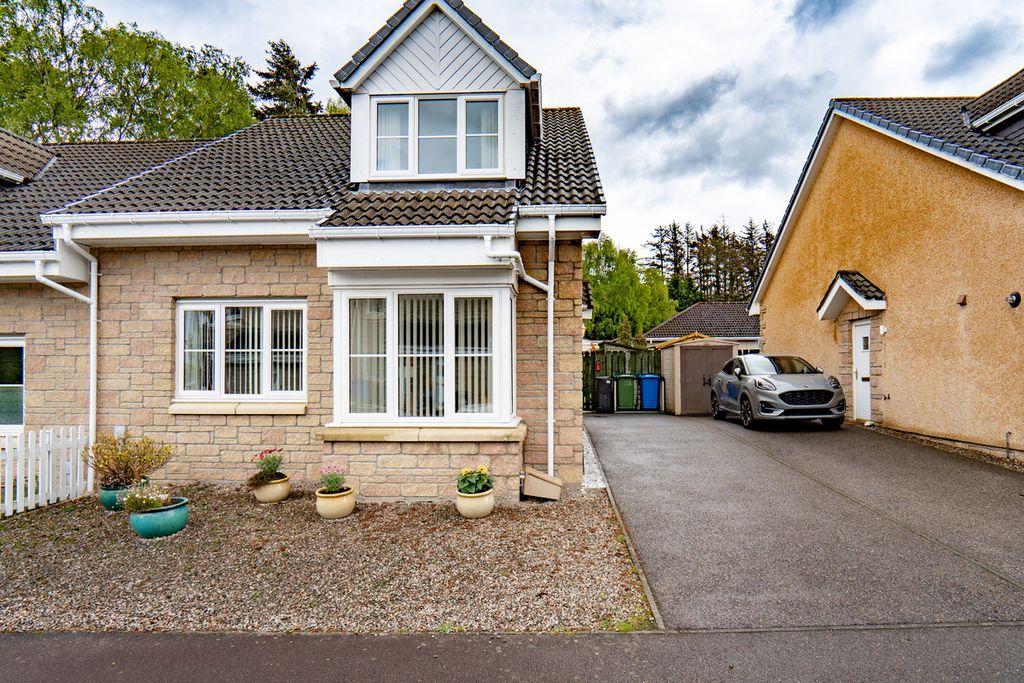 Property photo 1 of 46