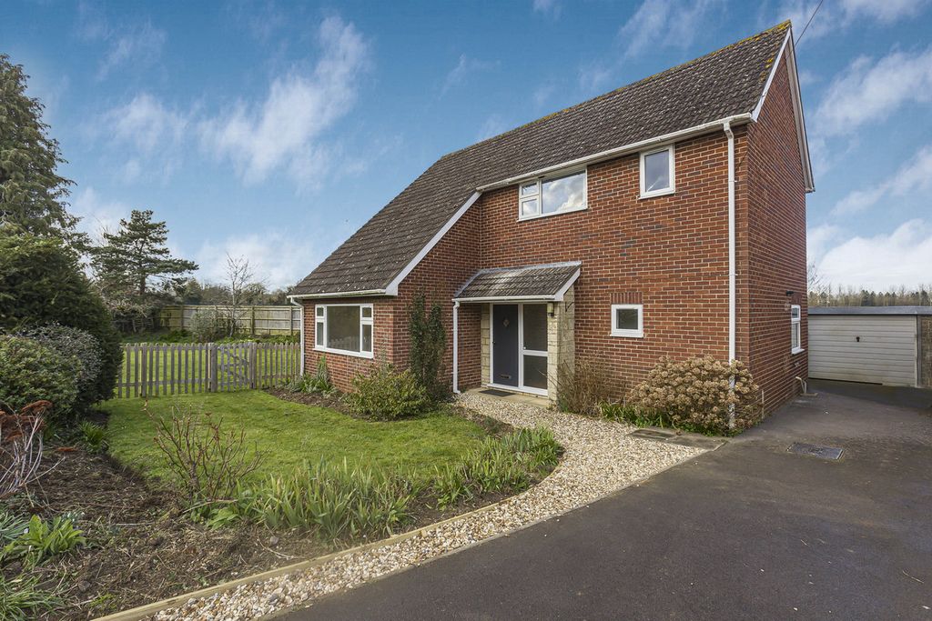 Property photo 1 of 24