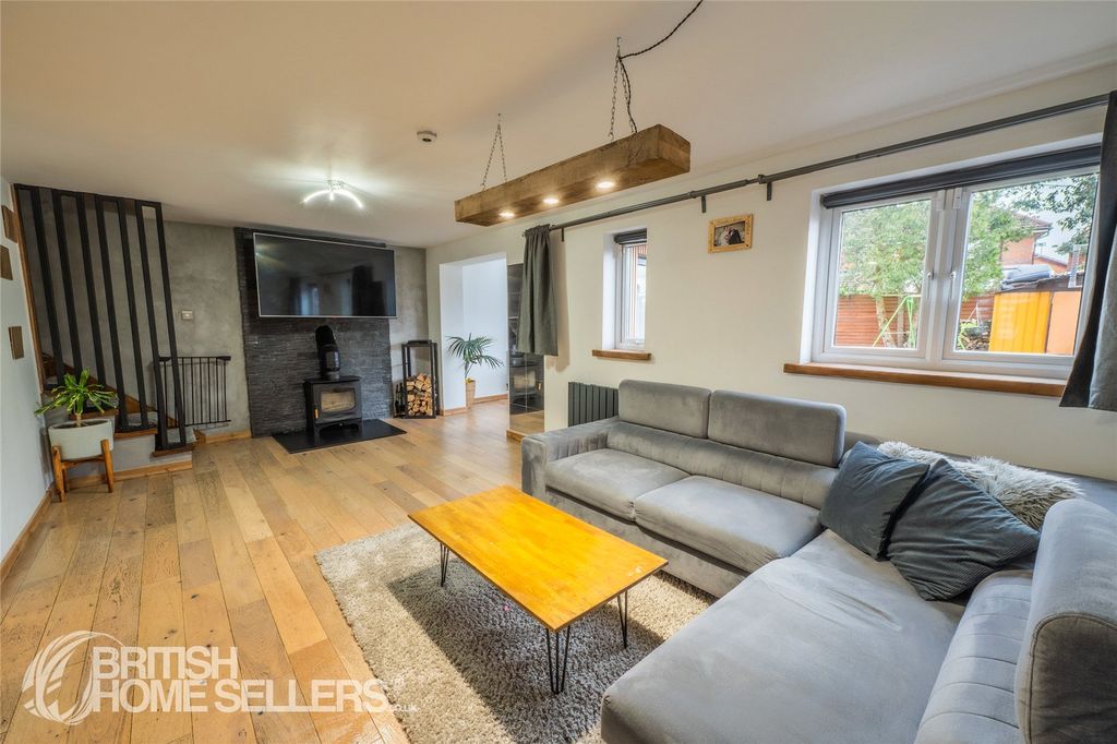 Property photo 2 of 22 Picture No. 04