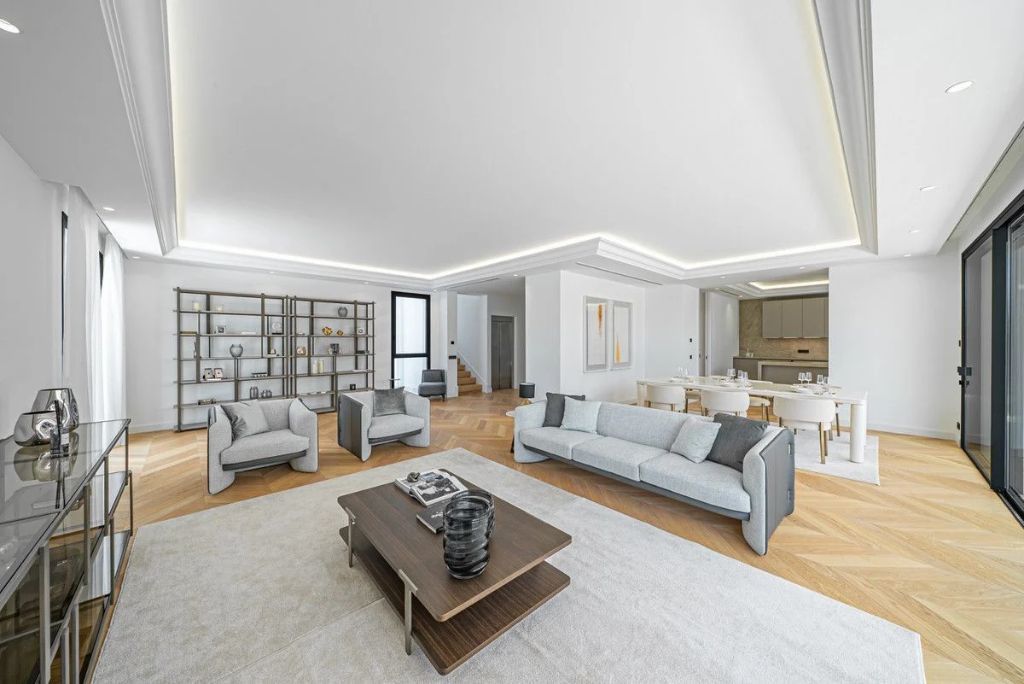 Property photo 3 of 20