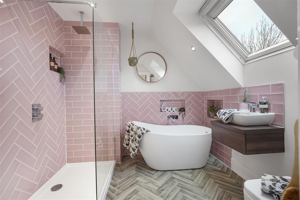 Additional image 13 of 3 bed detached house to rentHigh West Road, Crook DL15