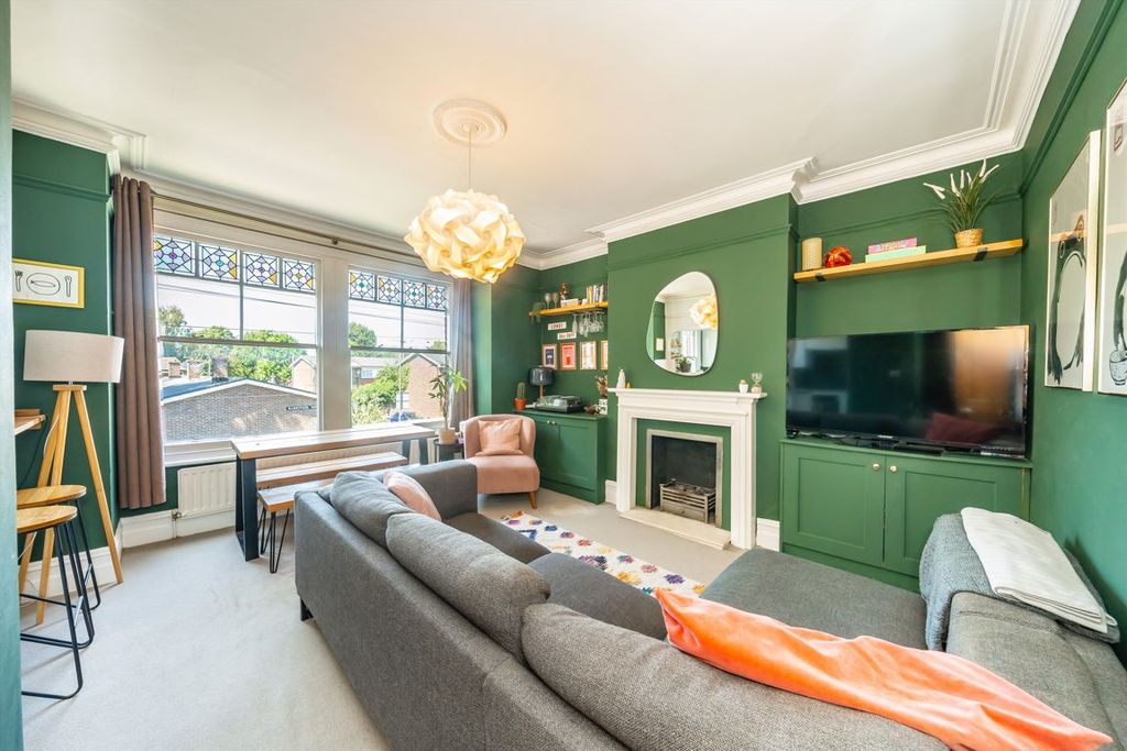 Property photo 1 of 8