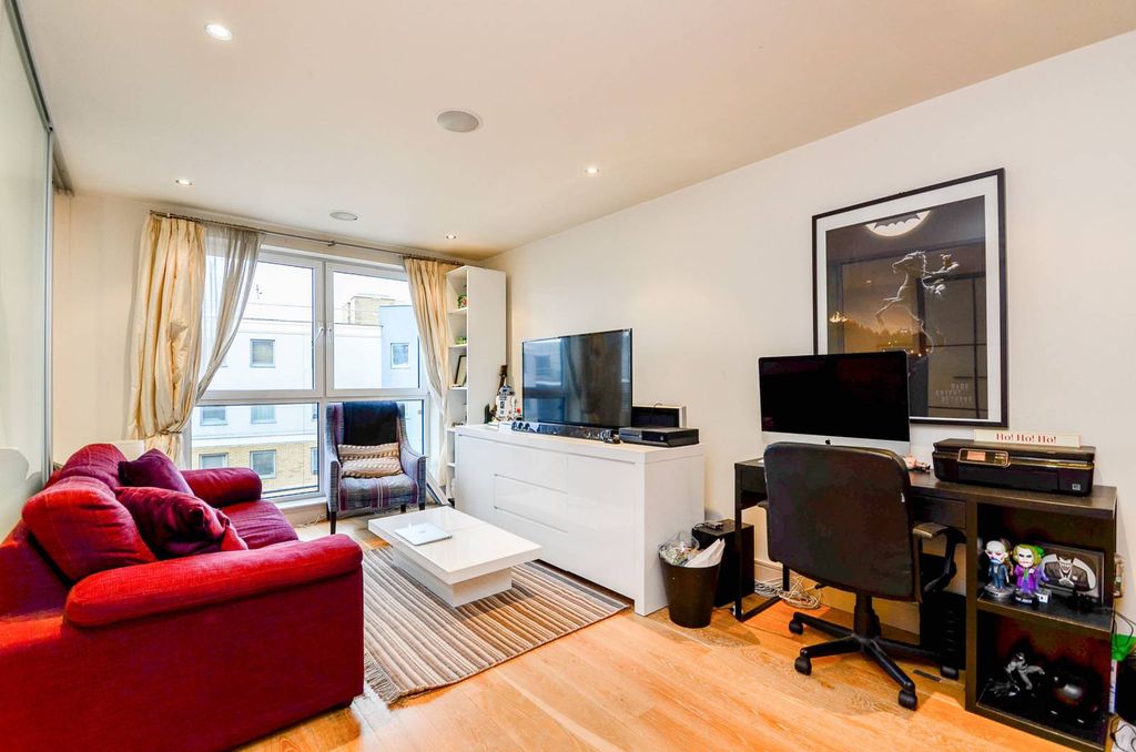 Property photo 1 of 6