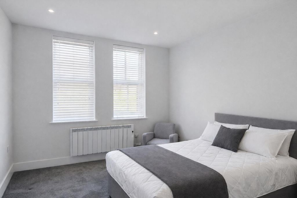 Property photo 2 of 7 R11 - 05.Jpeg